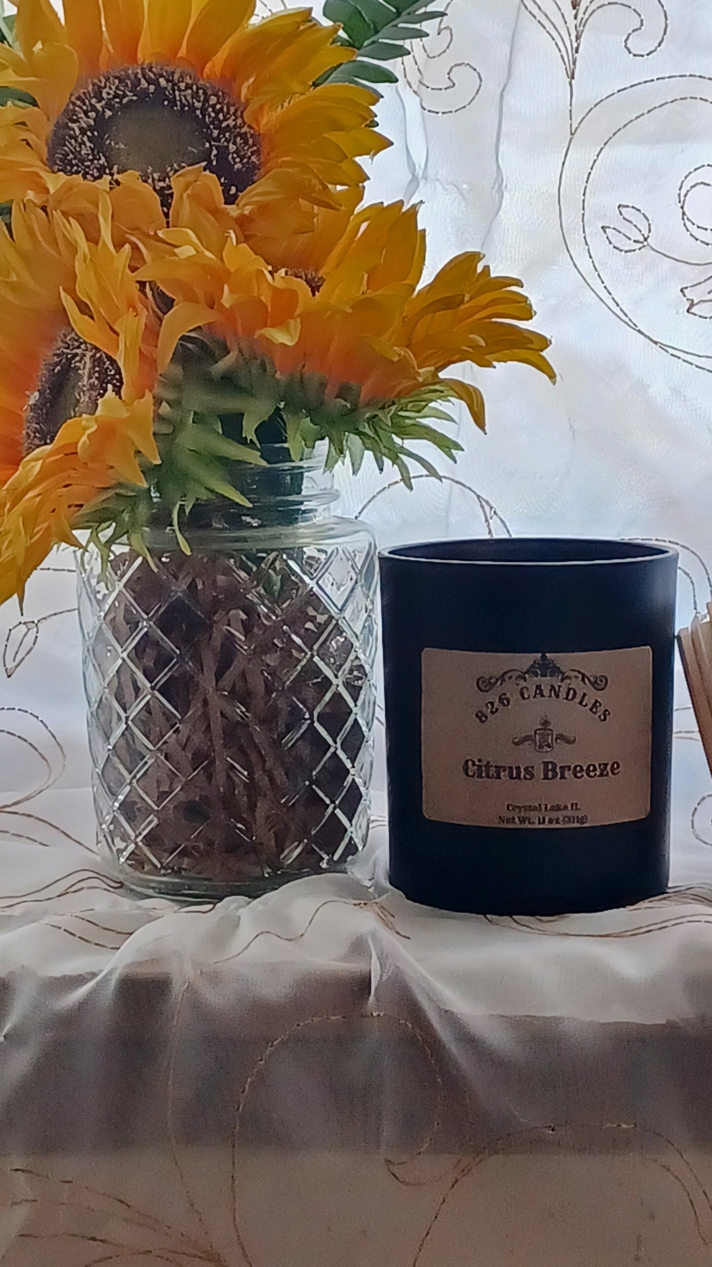 11 oz candle scented Citrus Breeze