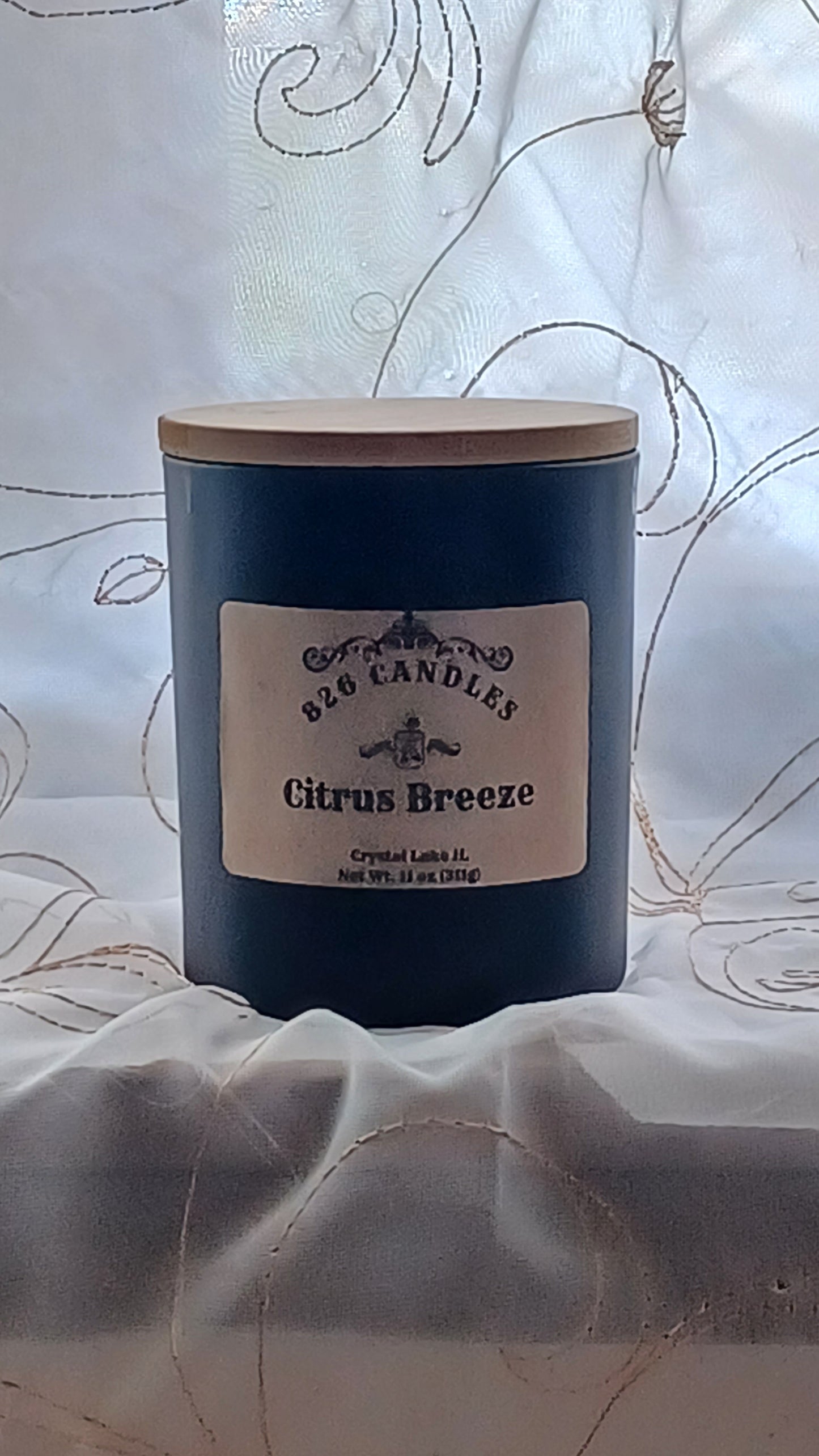 11 oz candle scented Citrus Breeze